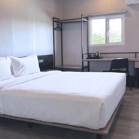 Conjioo Hotel Sumbawa Managed By Mhm Maluk Kültér fotó